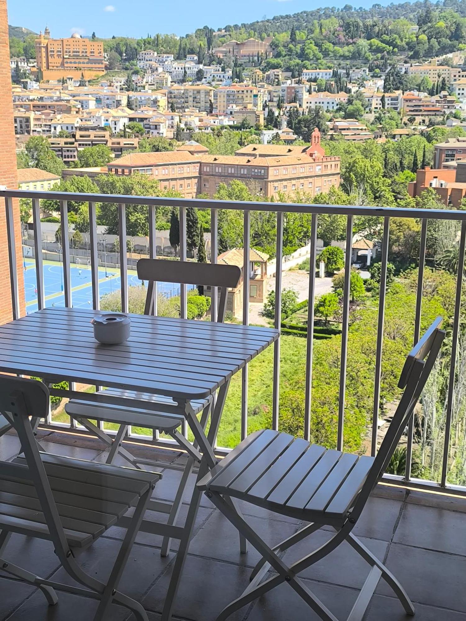 Apartamento Góngora Granada Bagian luar foto